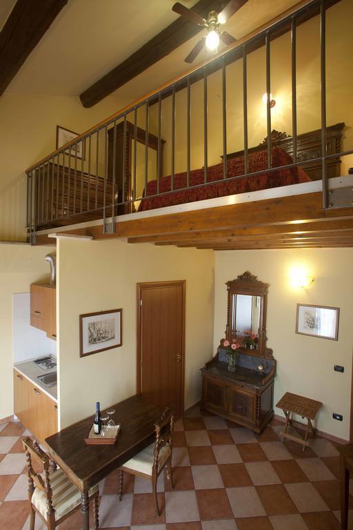 Agriturismo Il Bove Reggio Emilia Szoba fotó